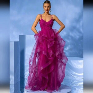 Giffniseti Women's Prom Dress Features 3D Rose Print, Layered Tulle and High-End